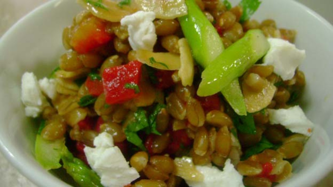 Spelt, Roasted Pepper and Asparagus Salad 
