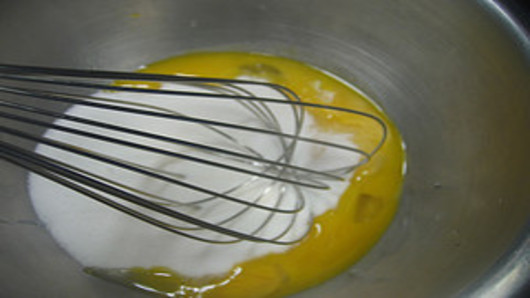 Beat egg and sugar