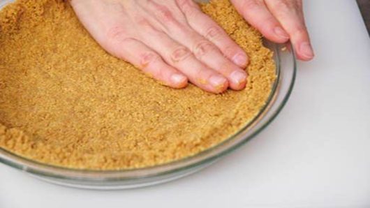 Making the Graham Crust