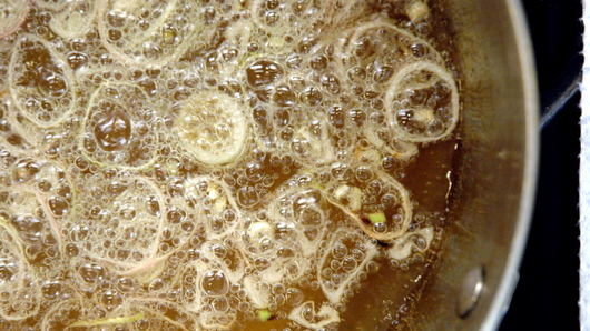 Frying the Shallots