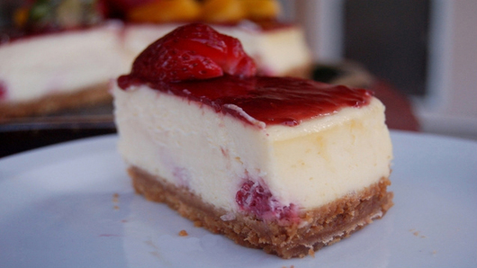 Decorating the Cheesecake