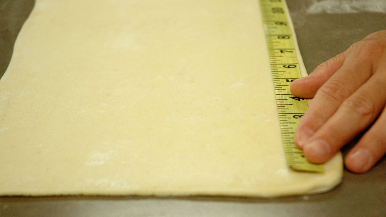 Rolling & Measuring the Puff Pastry