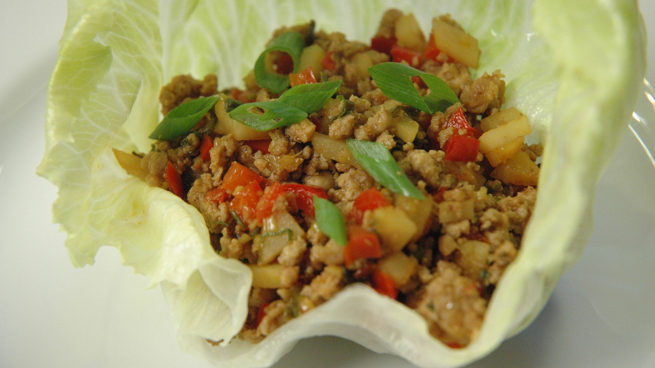 Pork Lettuce Wraps | Pork San Choy Bau
