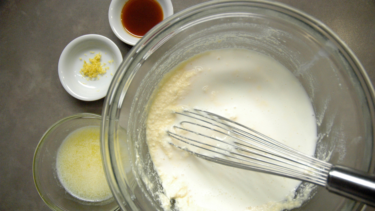 Mixing the Wet Ingredients