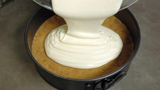 Filling the Cheesecake Pan