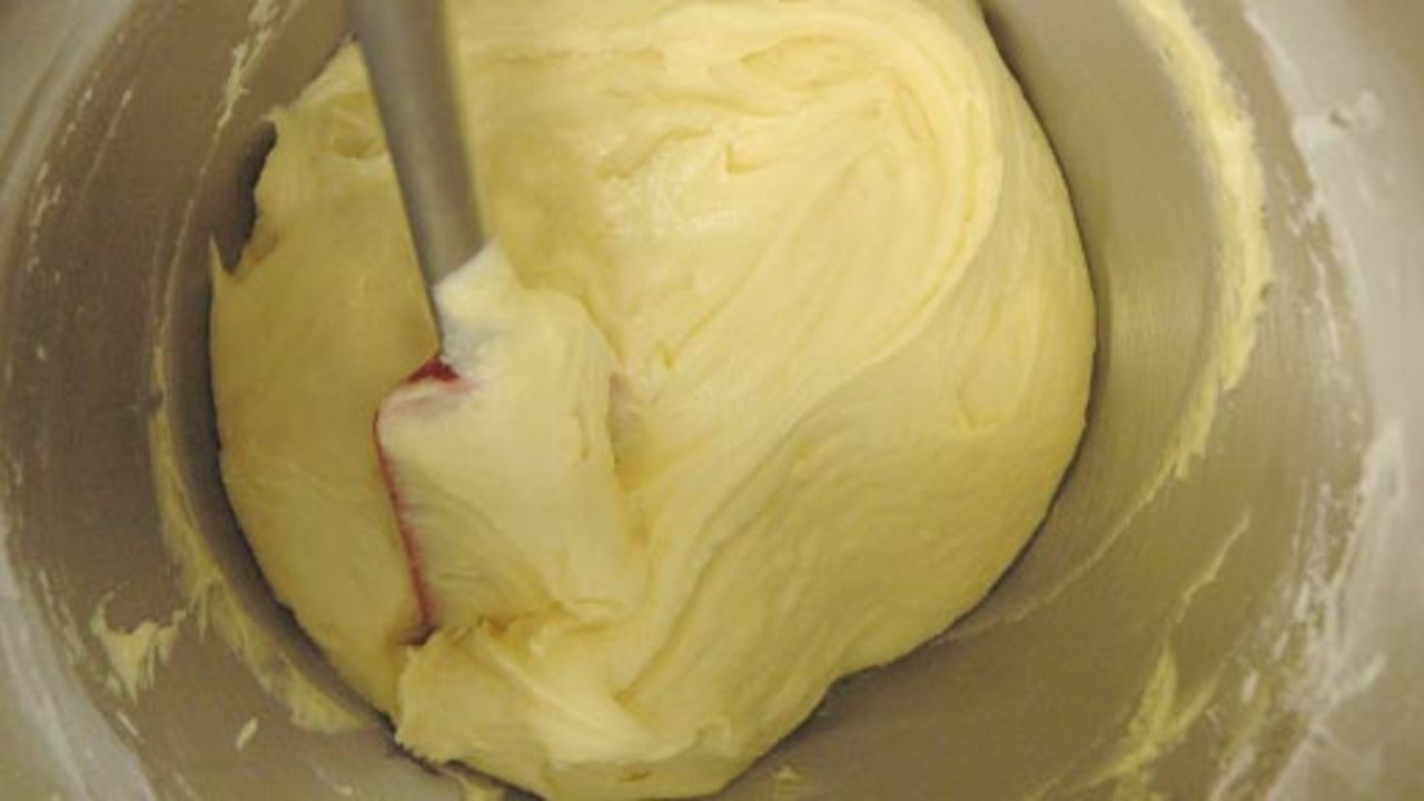 Preparing the Batter for Piping