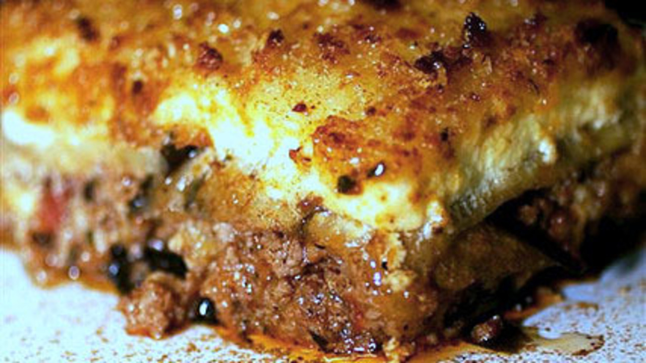 greek food moussaka