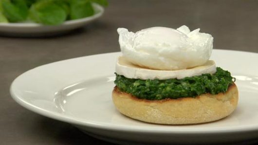 Assembling the Eggs Benny