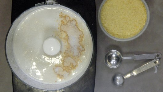 Making the Cashew Béchamel 