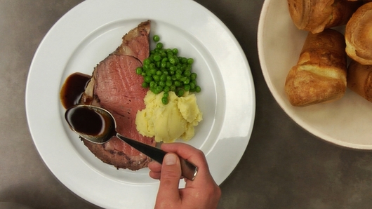 Serving the Prime Rib Roast