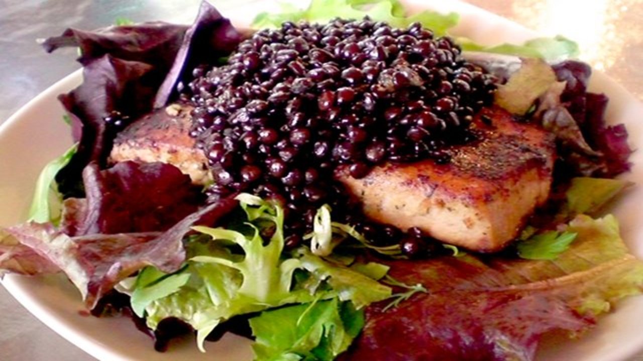 Ahi Tuna and Lentils