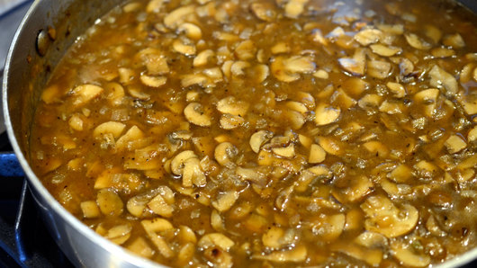 Making the Mushroom Gravy 
