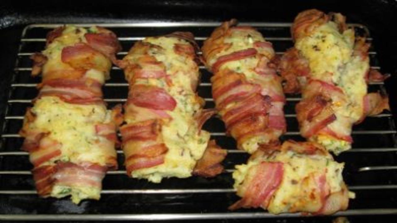 Panchetta Stessa wrapped spicy potato rolls.