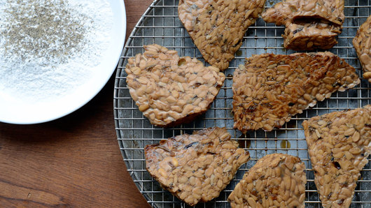 Dredging & Frying the Tempeh 