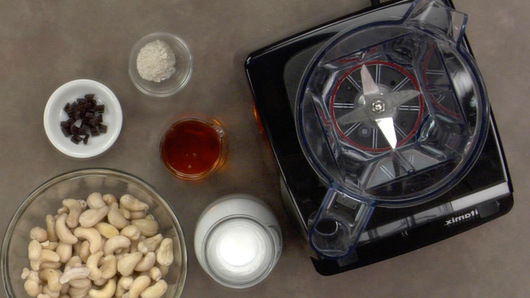 Making the Cashew Cream 