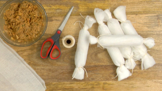 Rolling Seitan Sausages 