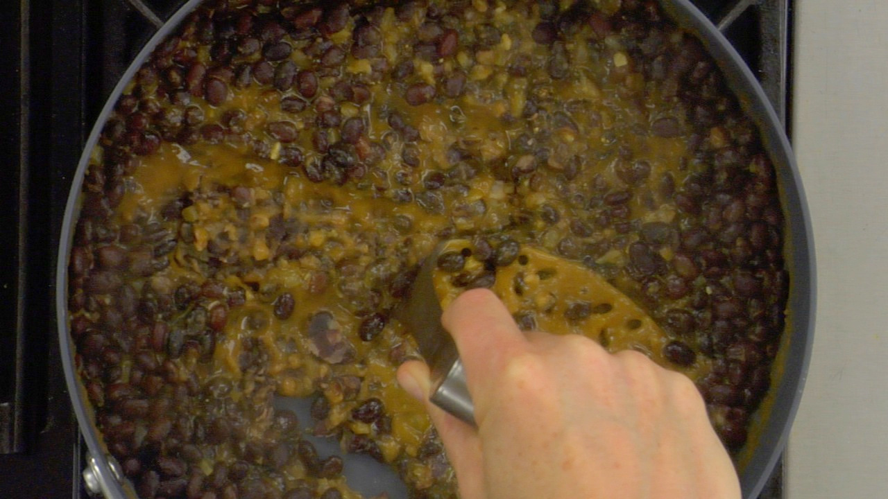 Finishing & Serving the Refried Beans