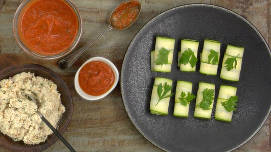 Rolling & Serving the Cannelloni 