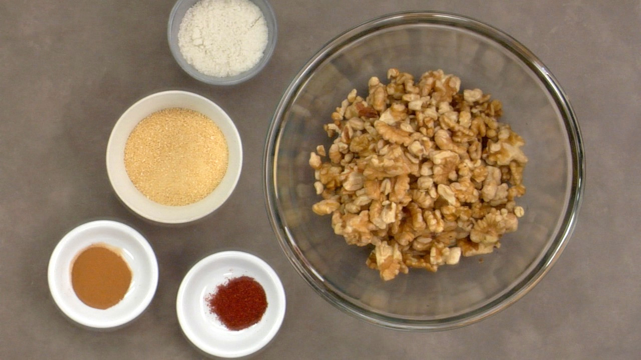 Soaking the Walnuts