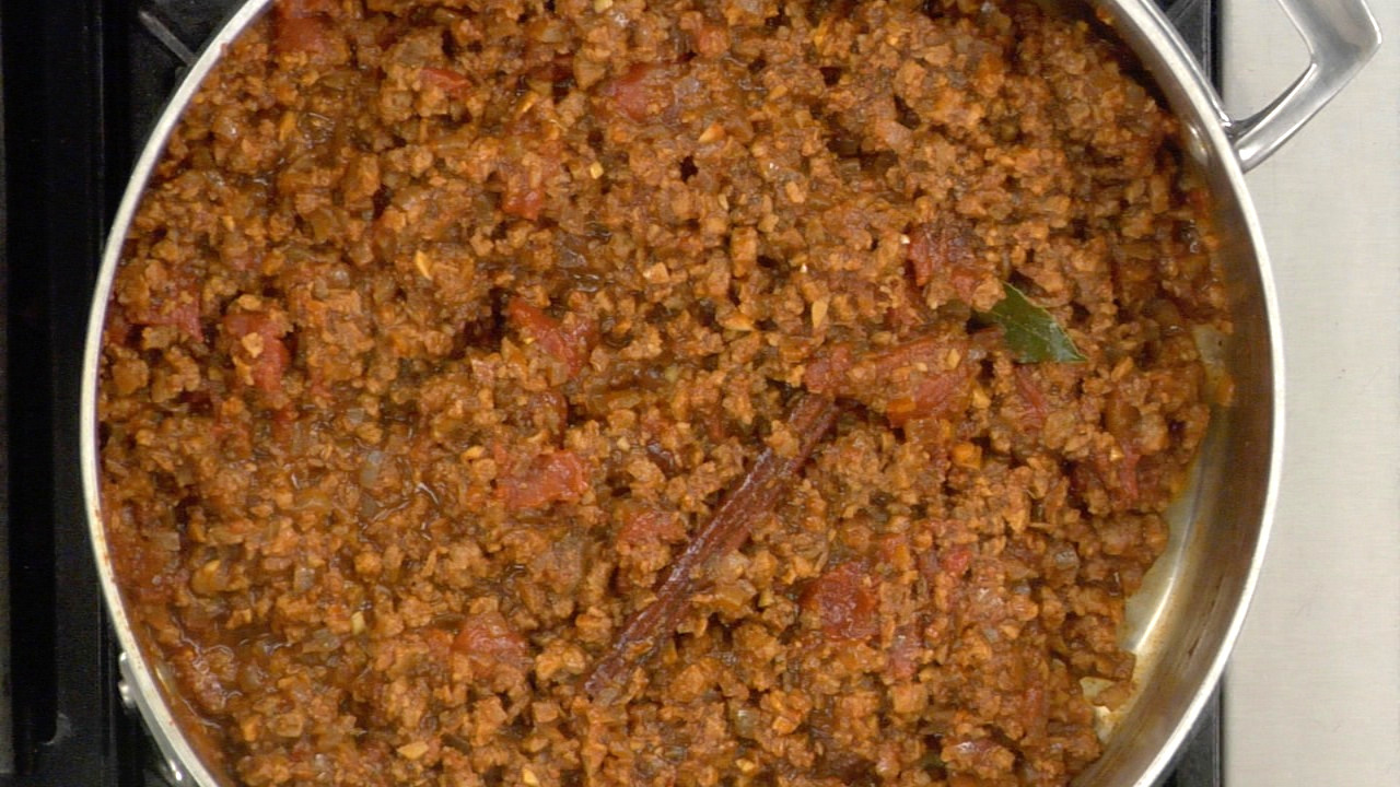Making the Plant-Based "Meat" Sauce