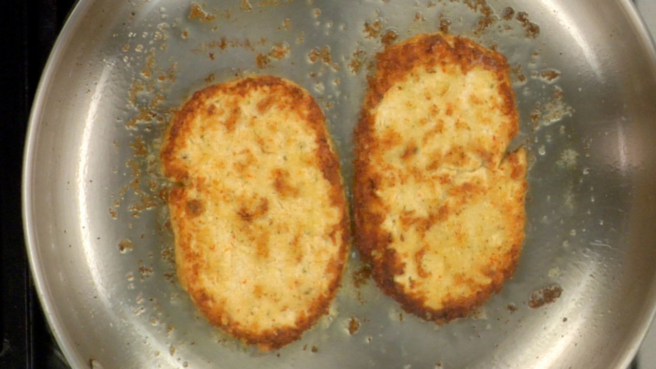 Pan Frying the Chick'n