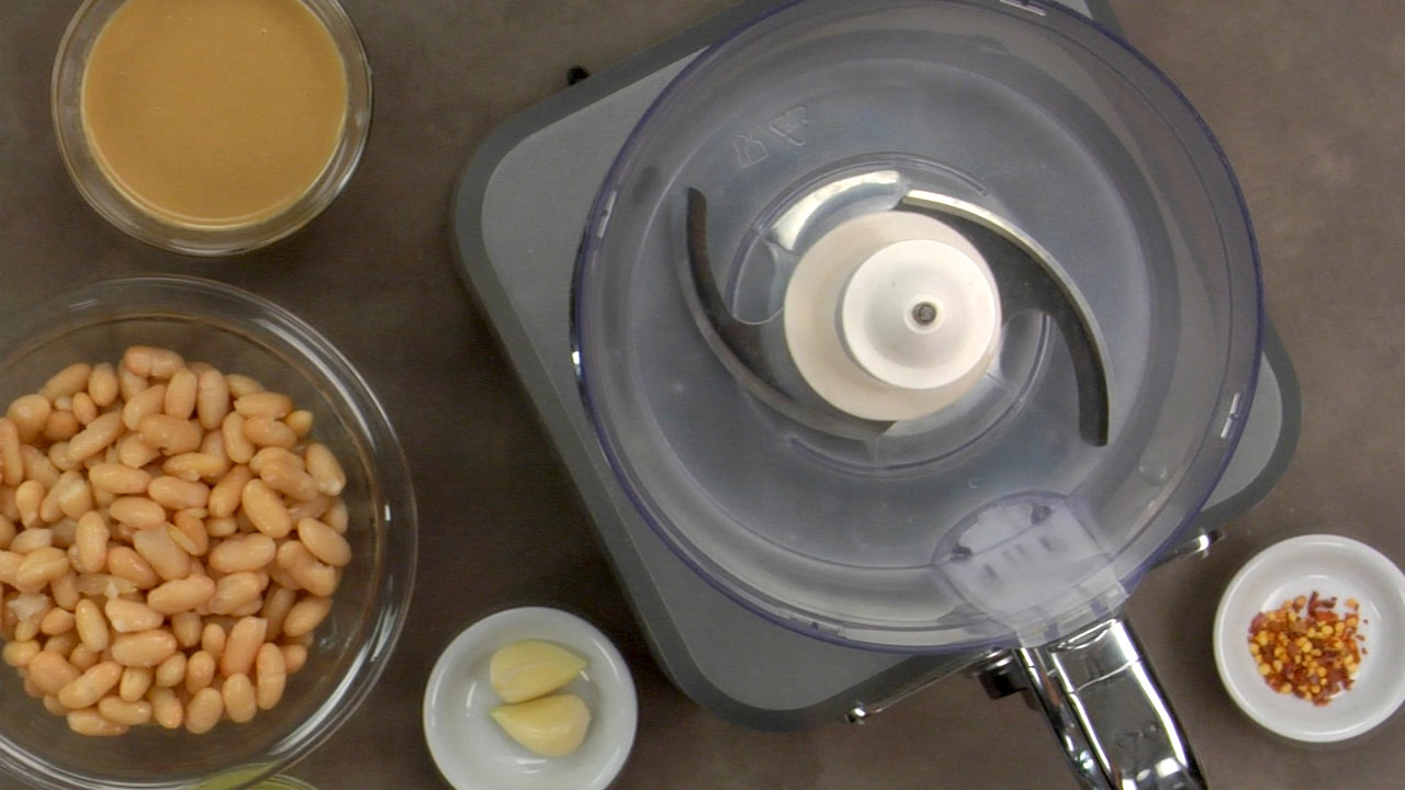 Puréeing the Garlic