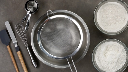How to Whisk, Measure & Sift Dry-Ingredients 