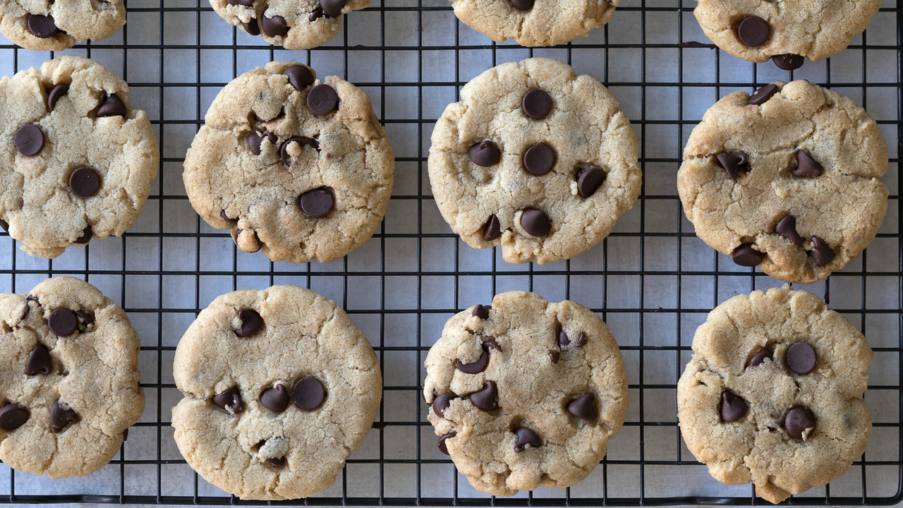 Chocolate Chip Cookies | Plant-Based 