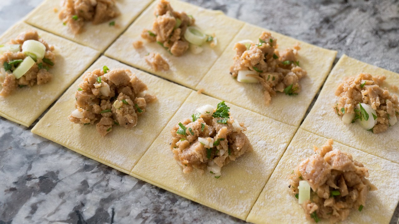 Assembling the Manti