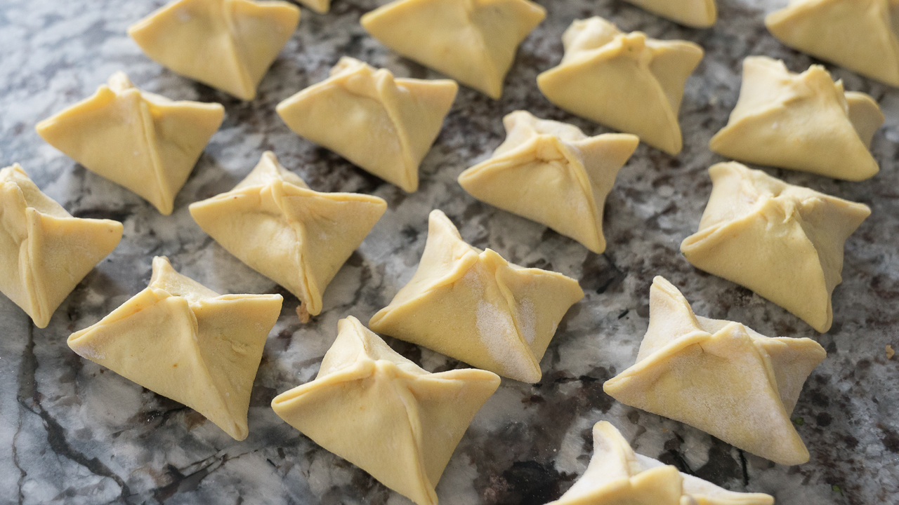 Cooking & Serving the Manti
