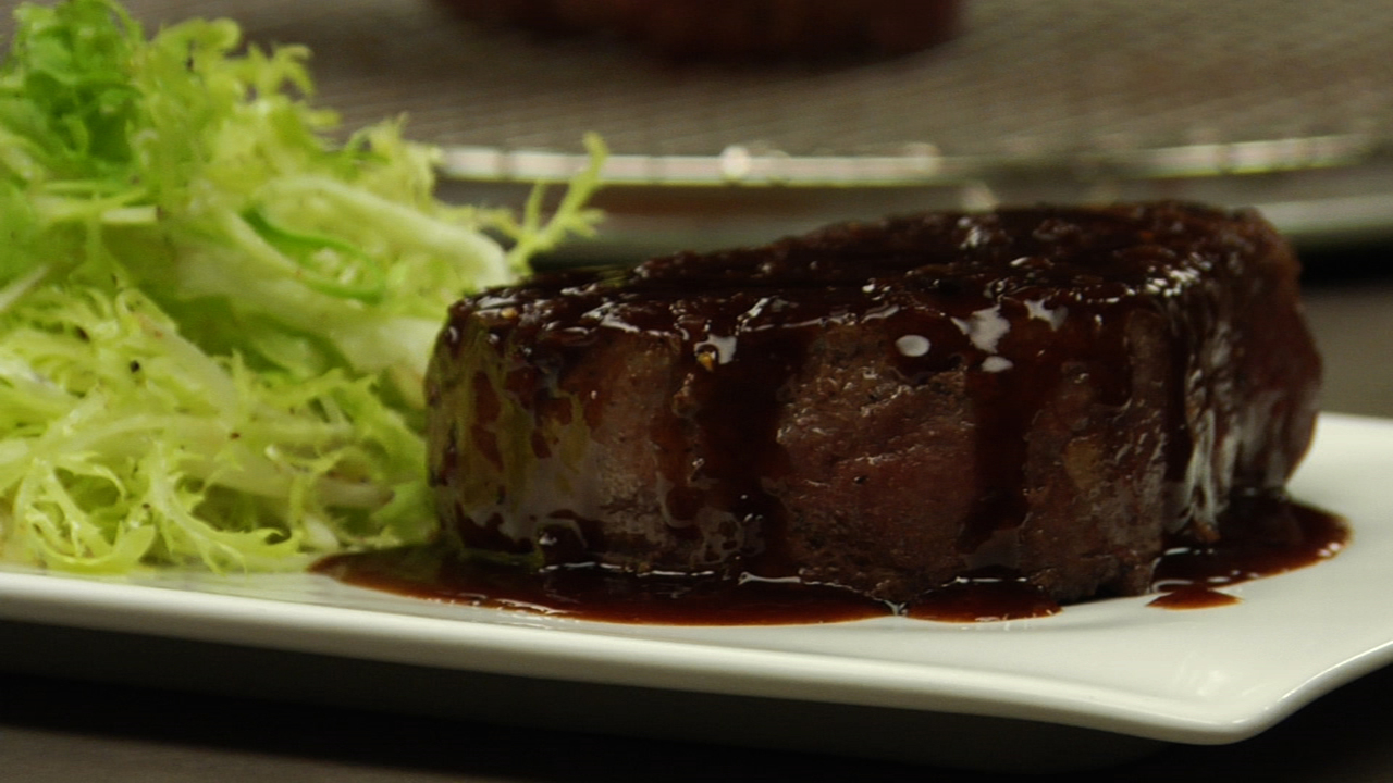 Beef Tenderloin W Red Wine Sauce Rouxbe Online Culinary School