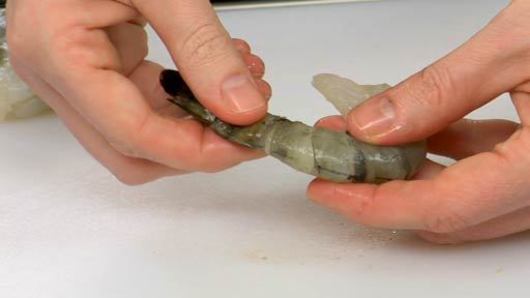 How to Clean Shrimp or Prawns
