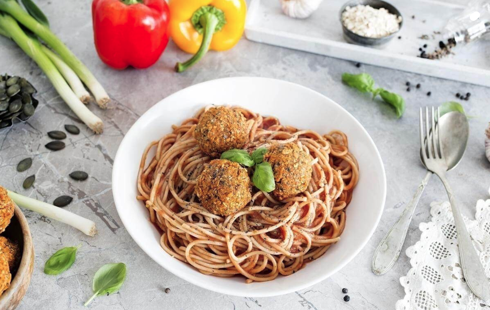 Spaghetti & Meatballs
