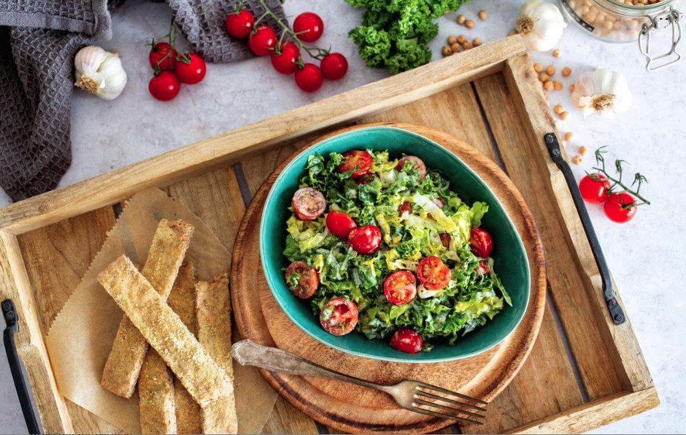 Caesar Salad With Garlic Sticks