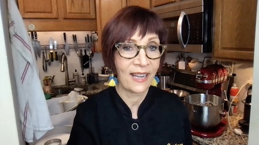 Any suggestions for cookbooks or references with the no oil, vegan way? 