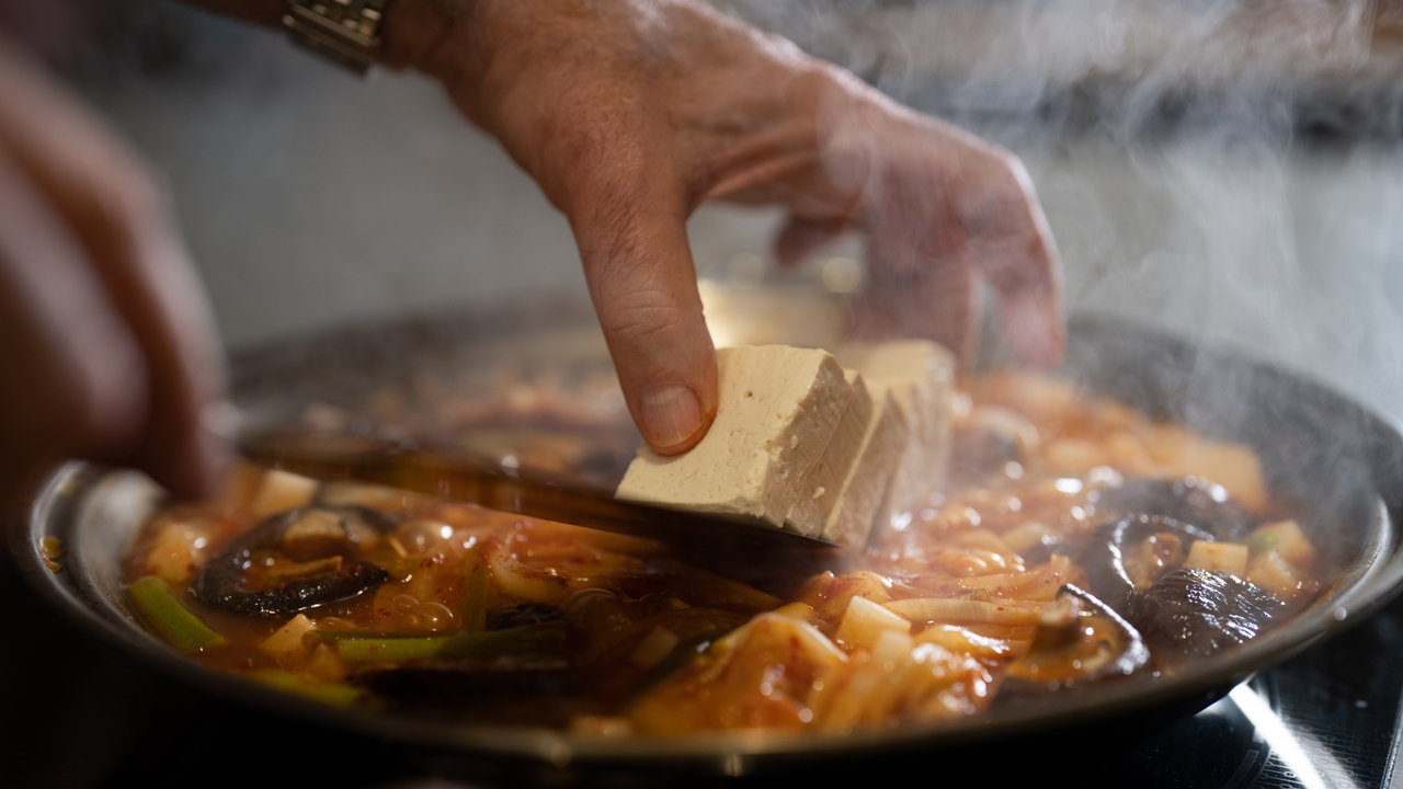 Kimchi Jigae (Korean Kimchi Stew)