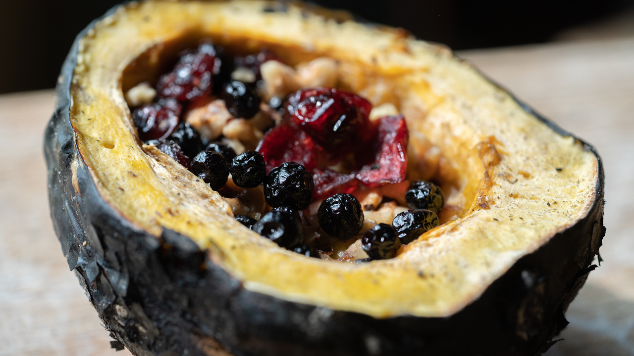 Baked Acorn Squash With Berries