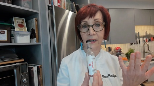 What are tips for buying Vanilla Extract? What additives are ok? Ones that are not?
I saw one that had Organic Glycerine? What's that for?