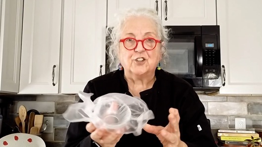 How do you make pie crust without any oil? What would be the best substitute for the oil in other baked recipes such as biscuits or cornbread?