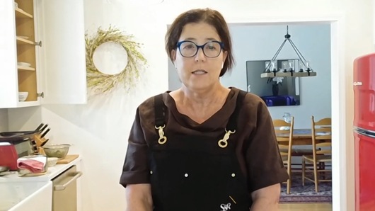 Are there any vegetables that help lessen/prevent hot flashes during menopause?