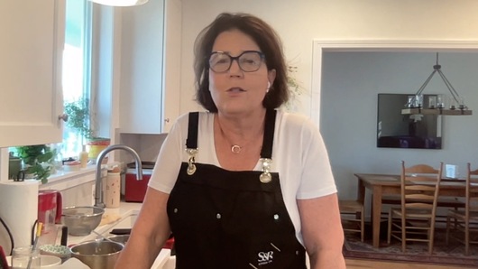 I'm wondering if you have any opinions on using an alternative flour like Einkorn (stone ground) compared to the dwarf wheat flour (machine ground)?