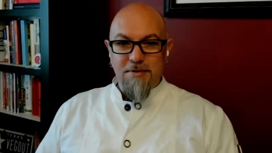 I love all types of kitchen gadgets but what kitchen gadgets would you say every home chef or regular chef must have?
