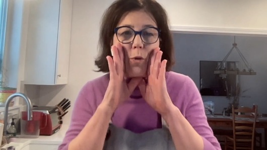 I need a few suggestions for lunches in a non-vegan household where I will be staying as guest.  I do have full use of the kitchen.  What is a knock-your-socks-off idea to show family we eat delicious?
