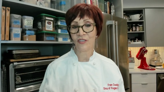 I see many chefs using these black gloves. Can you describe what they are?
