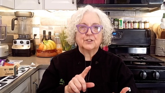 Is there much difference between a blender, and a food processor?  If I already have a blender should I also invest in a food processor,  if so, please explain the difference.