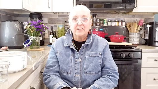 What is a good recipe for a plant based cheese that does not contain oil?