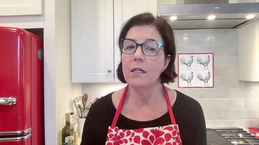 When working with taste and flavor when cooking does the cookware play a role in the outcome?