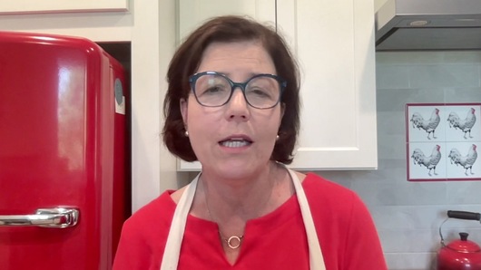 Is the Food Coach Academy. course self-paced? How much time per week would a serious applicant need to have to excel in this course?