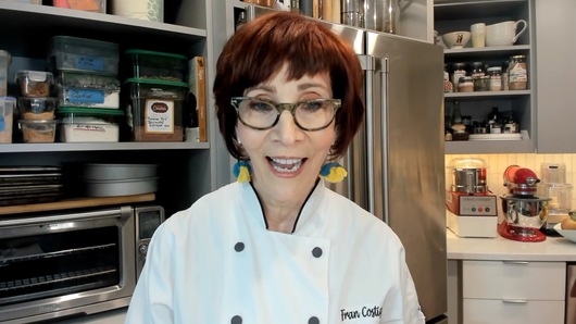 Can you explain the process of using agar-agar in desserts, particularly the amounts (ratio?) needed and the amount of time it needs to be at temperature to make sure it sets?