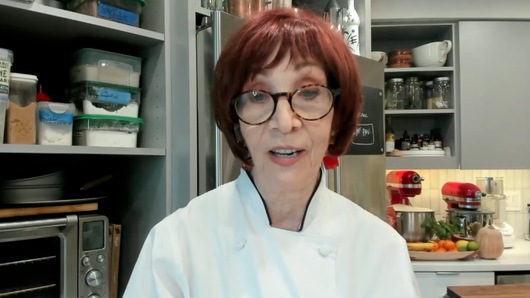 How do I get the marble effect when making a cake? I stirred in cacao and berry powder before cooking a marble cake in my Instant Pot it but the colours mixed together while cooking and the whole cake went brown.